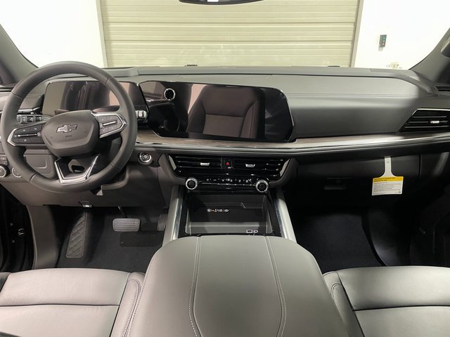 New 2026 Chevrolet Suburban Z71 w/ Comfort Package image 13