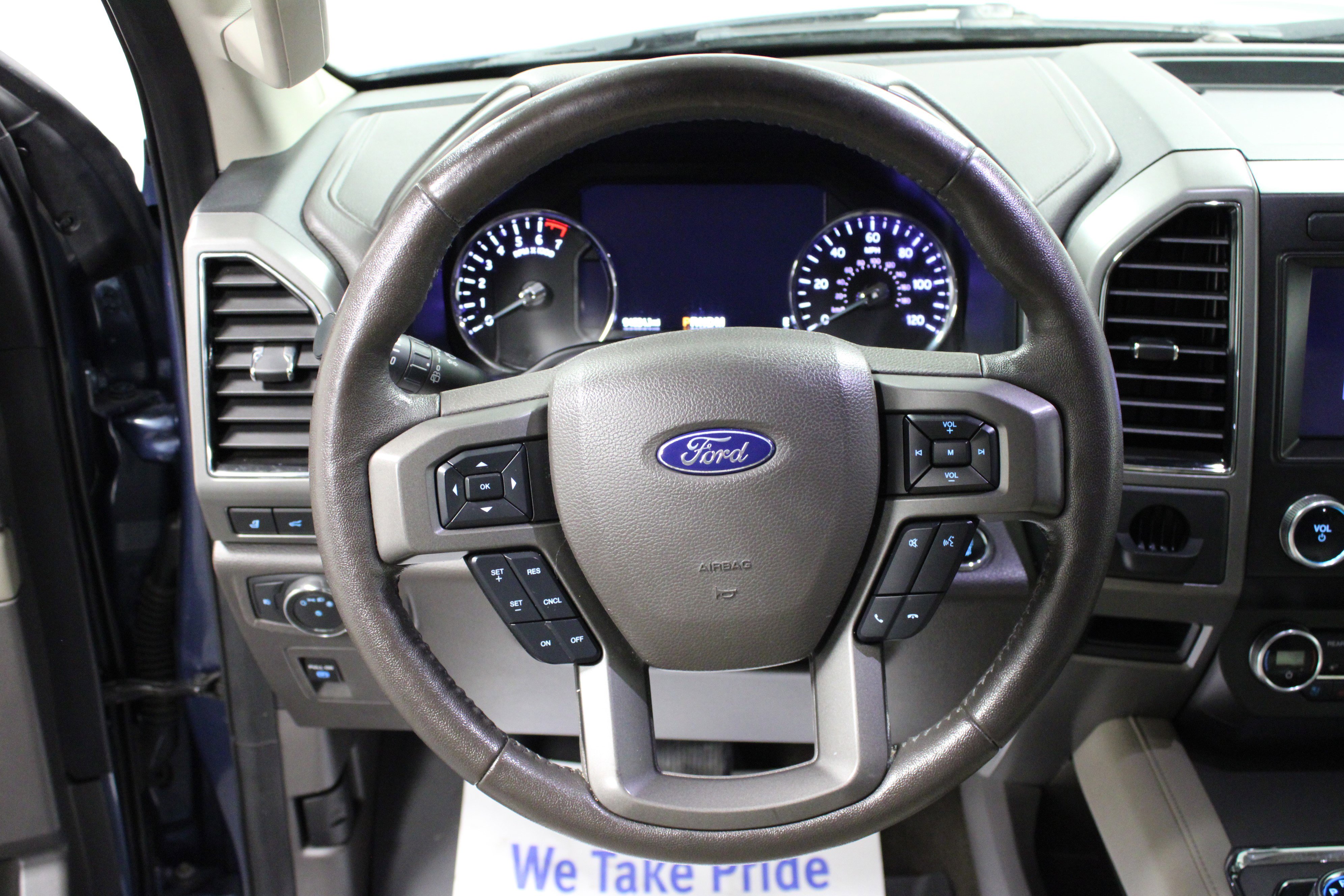 Used 2020 Ford Expedition XLT w/ Equipment Group 202A image 18