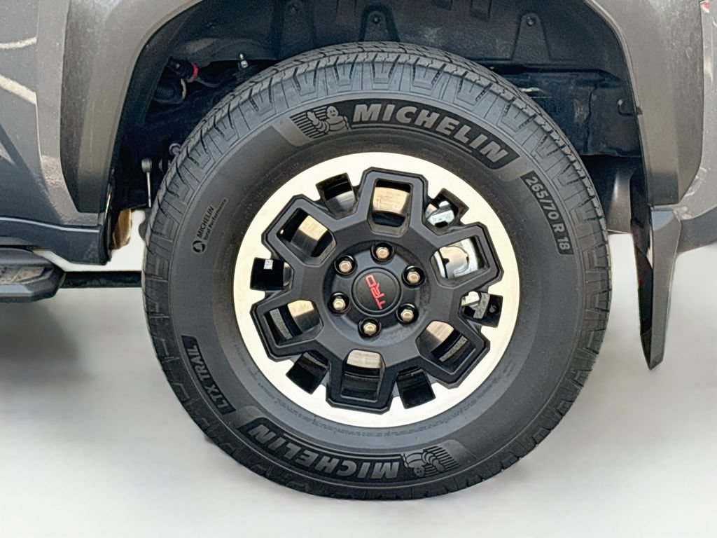 Certified 2025 Toyota 4Runner TRD Off-Road Premium w/ Tow Technology Package AWD/4WD image 31