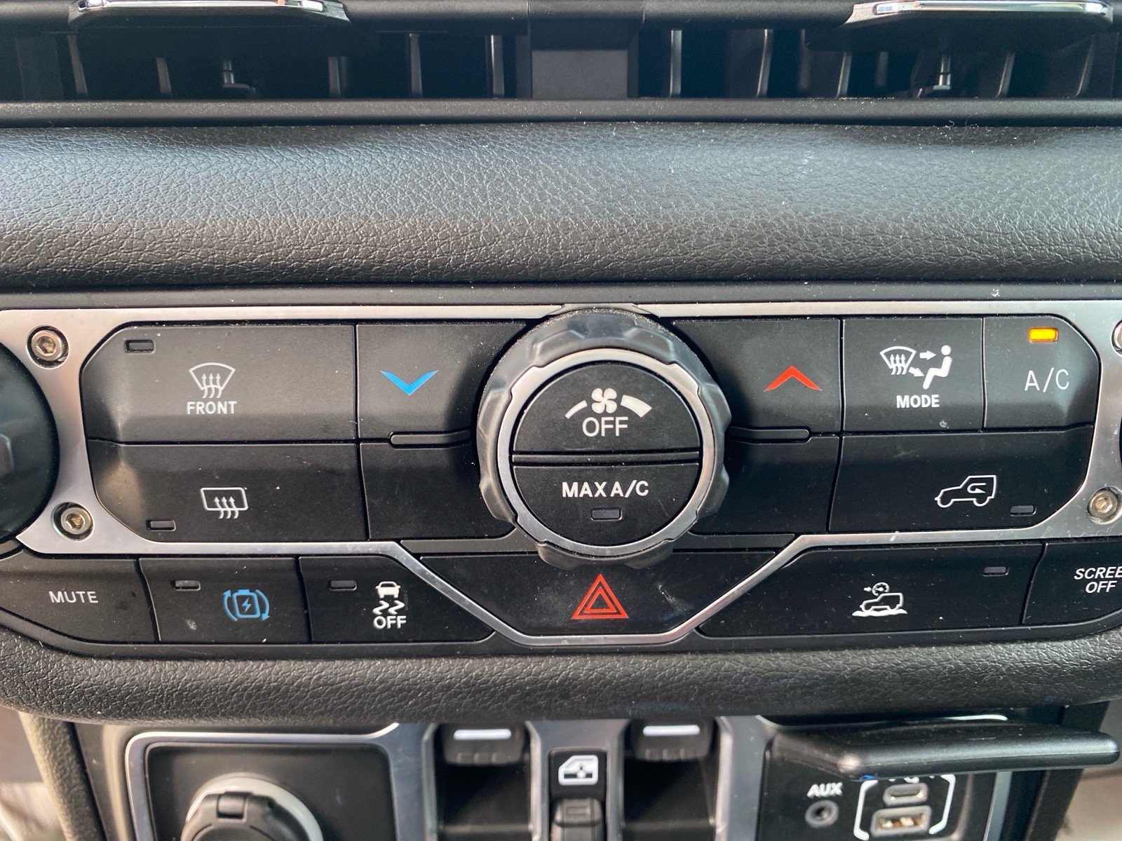 Used 2025 Jeep Wrangler Unlimited Sport S 4xe AWD/4WD image 14