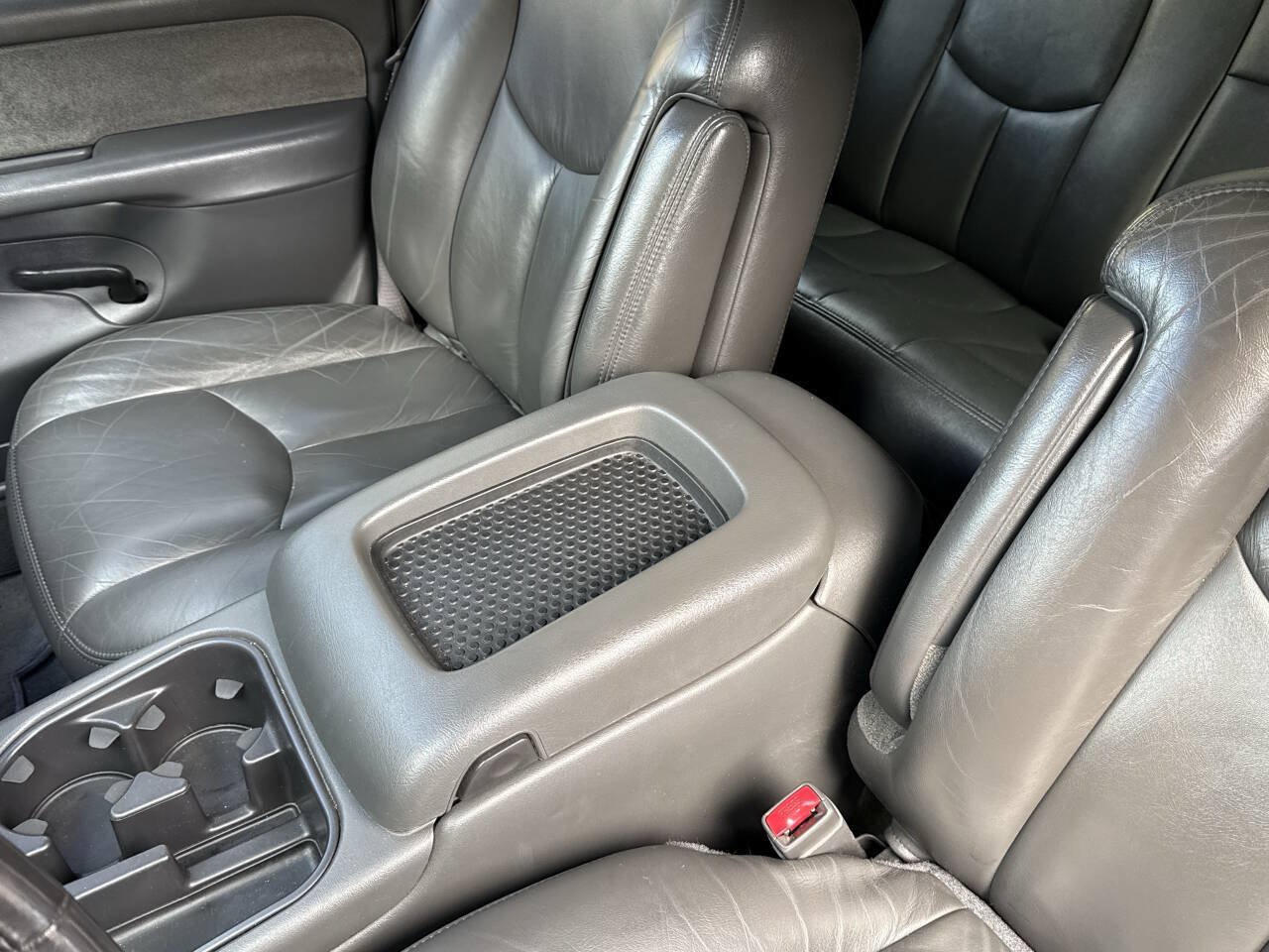 Used 2003 Chevrolet Silverado 1500 SS AWD/4WD image 33