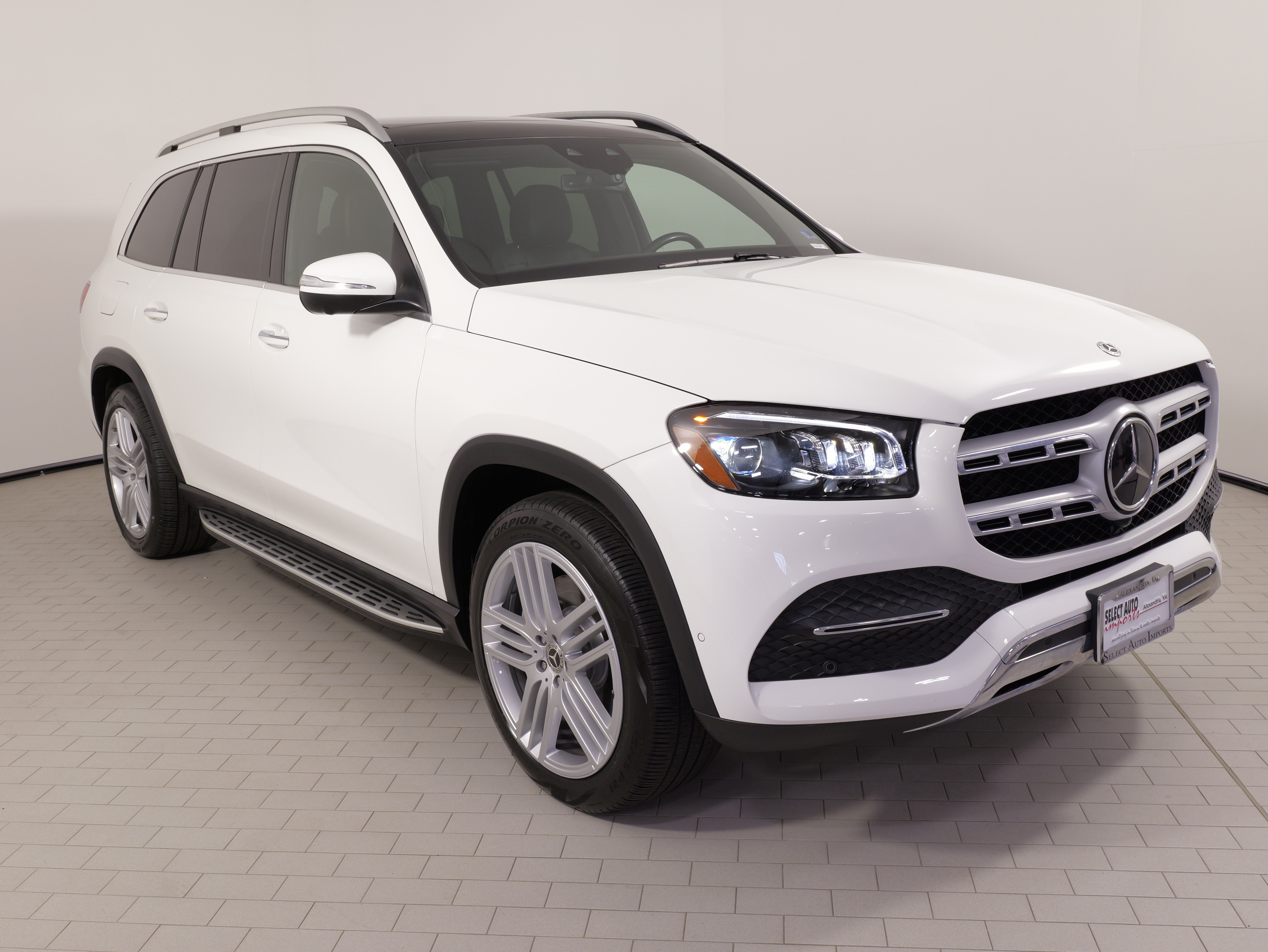 Used 2022 Mercedes-Benz GLS 450 4MATIC image 7