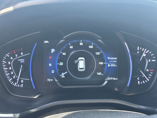 Used 2019 Hyundai Santa Fe SEL AWD/4WD image 4