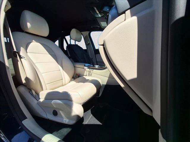 Certified 2018 Mercedes-Benz GLC 300 4MATIC image 18