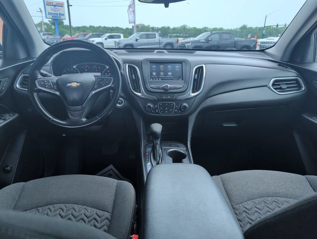 Used 2024 Chevrolet Equinox LT w/ LPO, Cargo Package FWD image 14