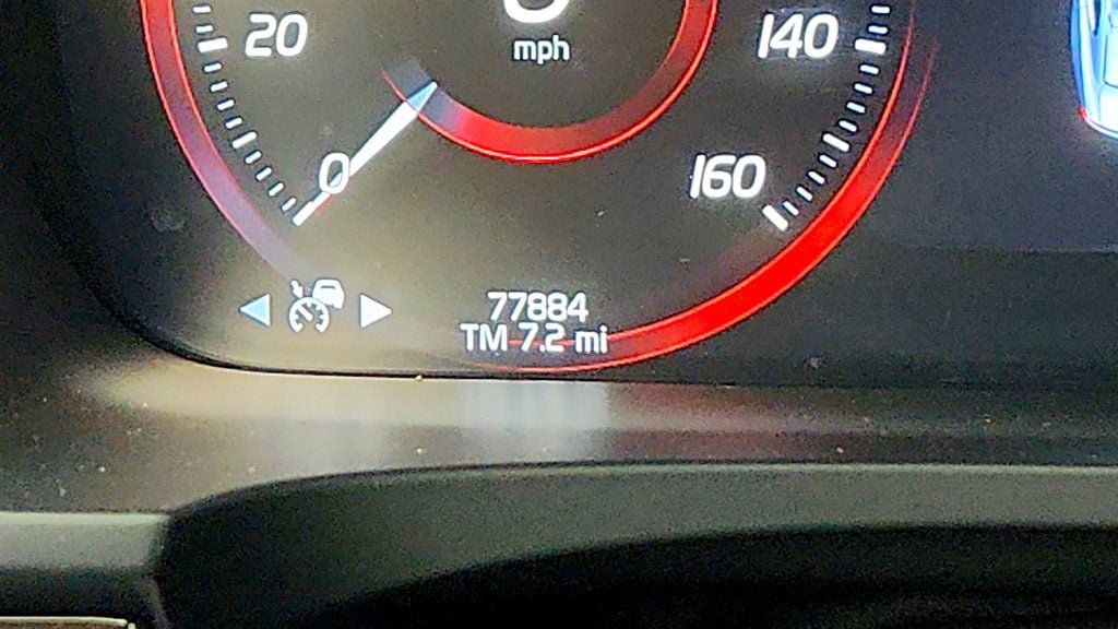 Used 2019 Volvo S90 T5 Momentum FWD image 16