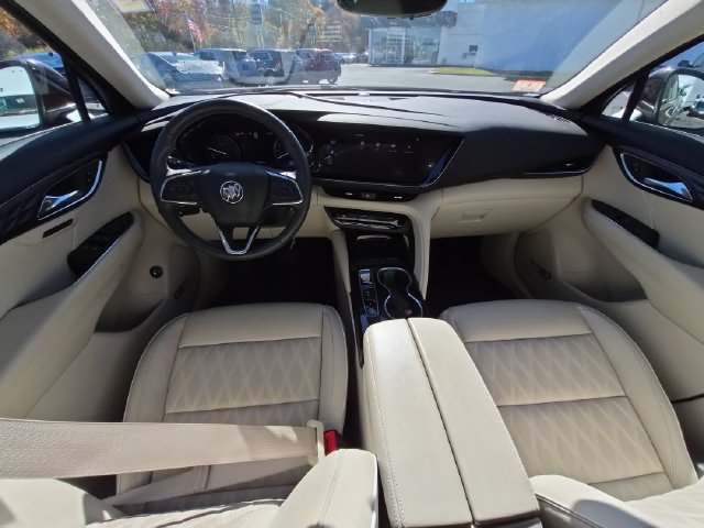 Certified 2021 Buick Envision Avenir w/ Technology Package II AWD/4WD image 32
