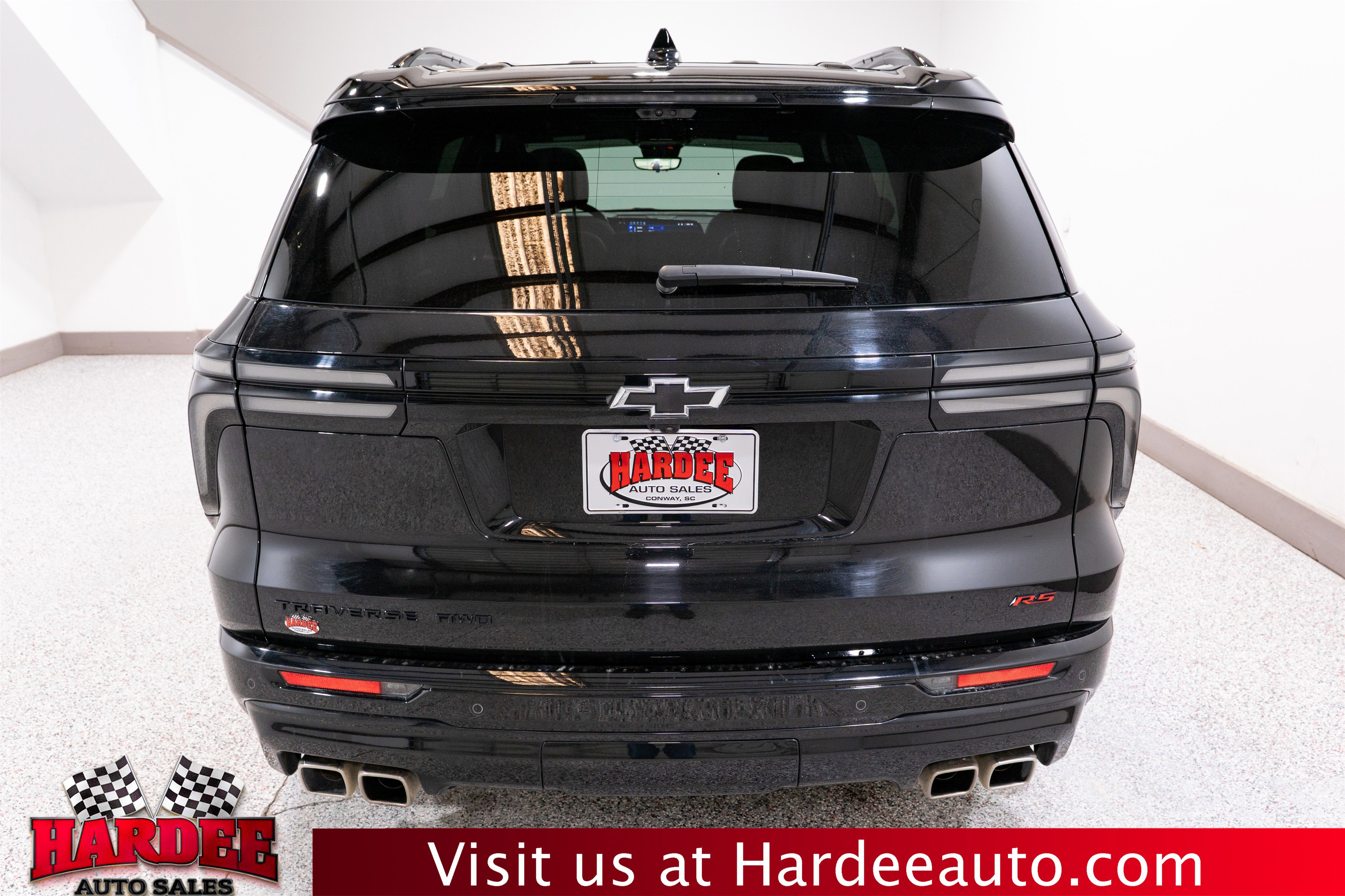 Used 2024 Chevrolet Traverse RS image 4