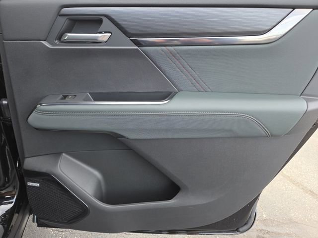 New 2026 GMC Acadia AT4 w/ LPO, Floor Liner Package image 26