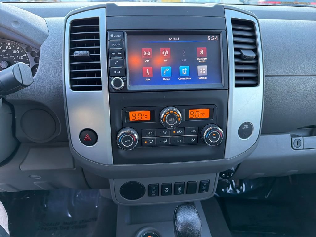 Used 2020 Nissan Frontier SV w/ Midnight Edition Floor Mats image 24