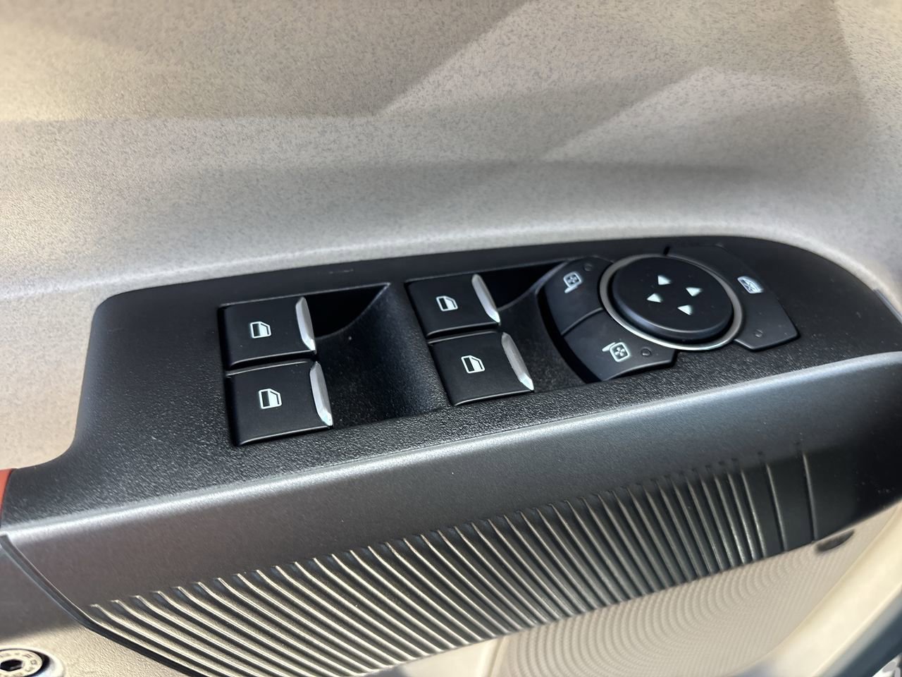 New 2025 Ford Maverick Lariat w/ 4K Tow Package image 17