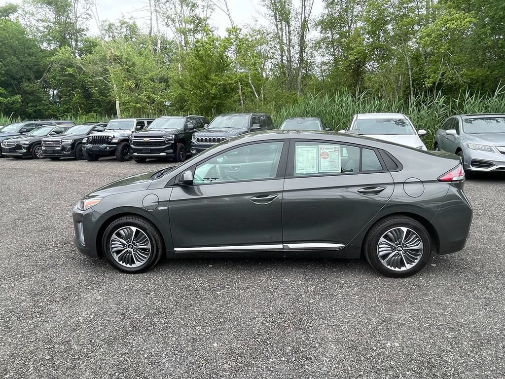 Used 2020 Hyundai Ioniq SE FWD image 9
