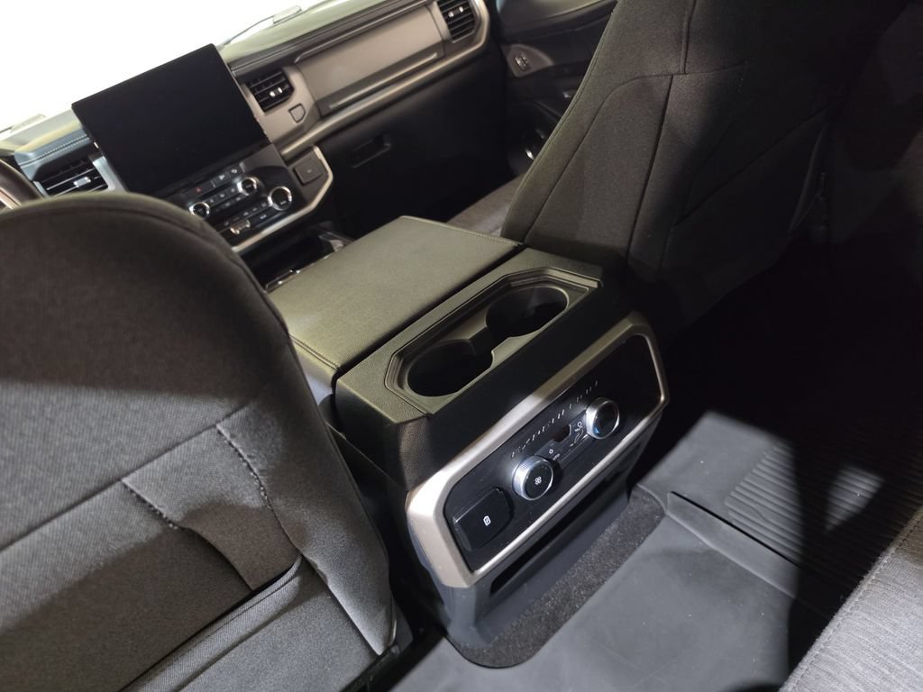 Used 2022 Ford Expedition Max XLT AWD/4WD image 22