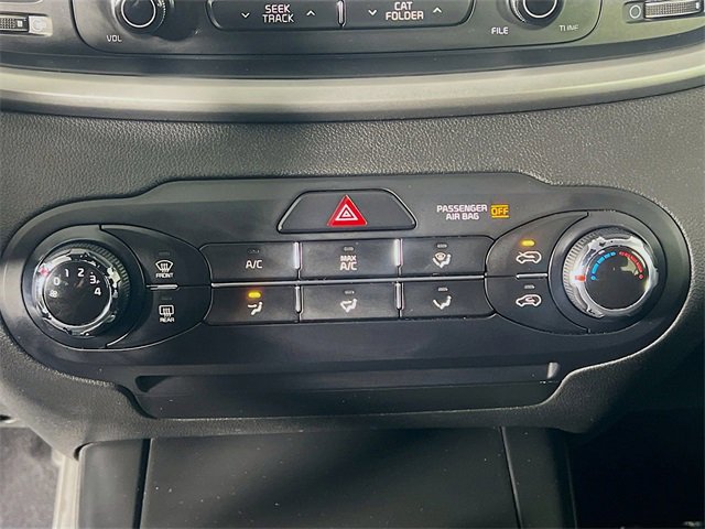 Used 2017 Kia Sorento LX image 22