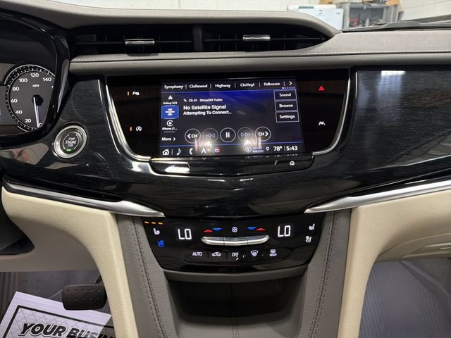 Used 2023 Cadillac XT6 Premium Luxury w/ LPO, Floor Liner Package AWD/4WD image 16