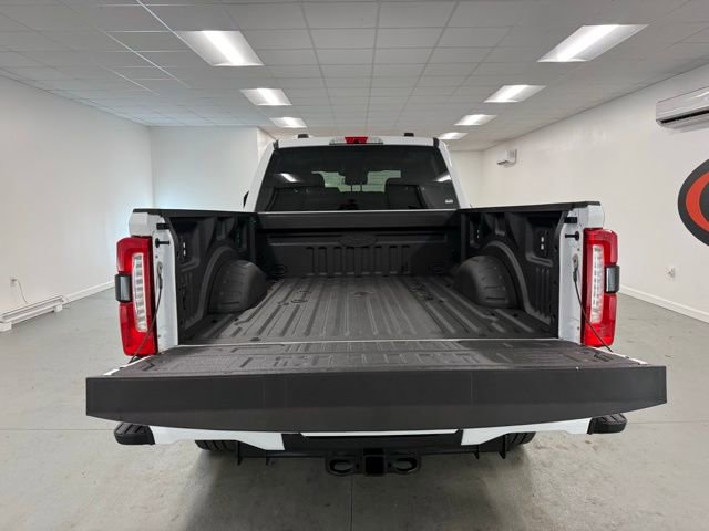 New 2026 Ford F250 4x4 Crew Cab Super Duty image 8