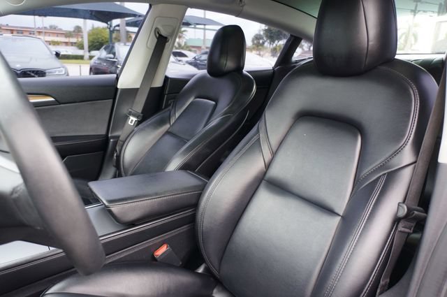 Used 2021 Tesla Model 3 Standard Range Plus RWD image 21
