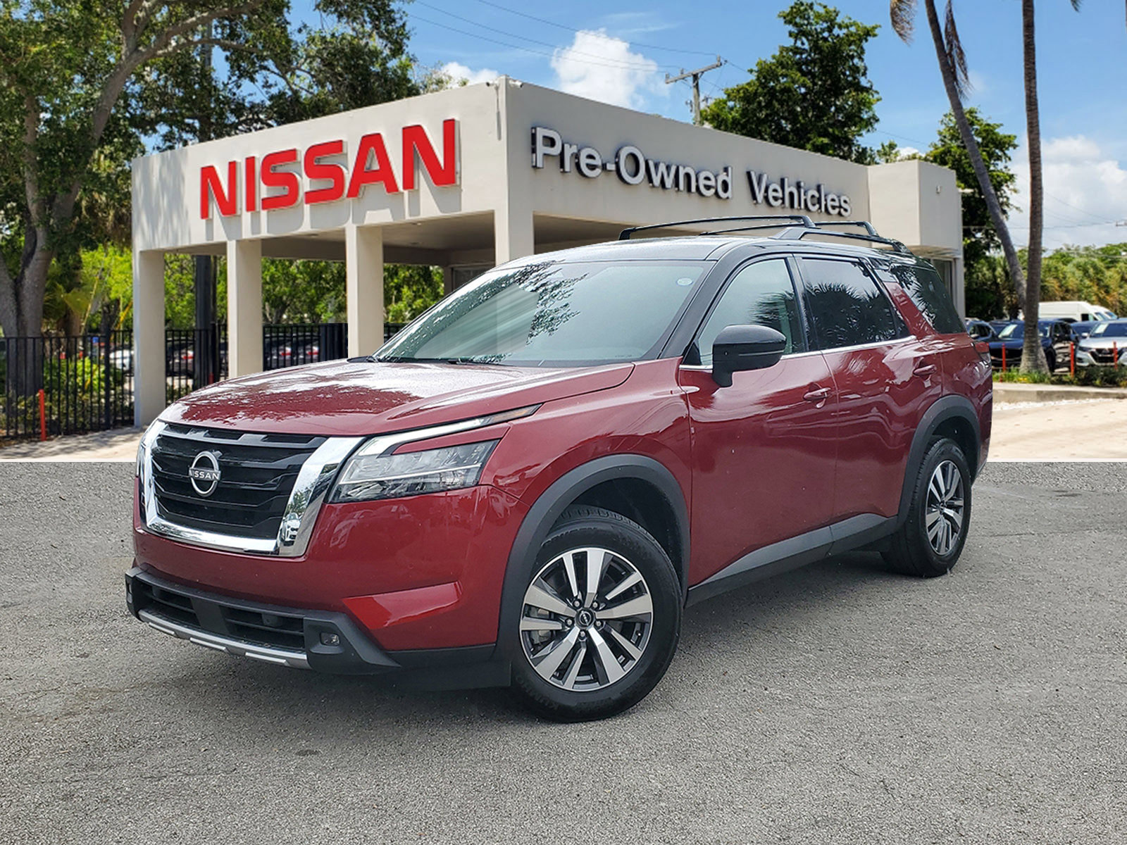 Certified 2023 Nissan Pathfinder SL