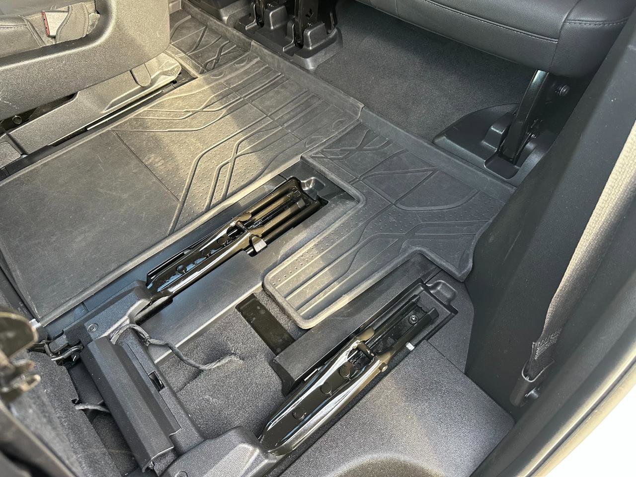 Used 2022 Chevrolet Tahoe LT w/ Luxury Package image 22