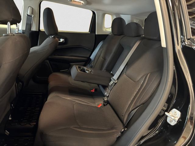 Used 2018 Jeep Compass Sport w/ Tech Group image 13
