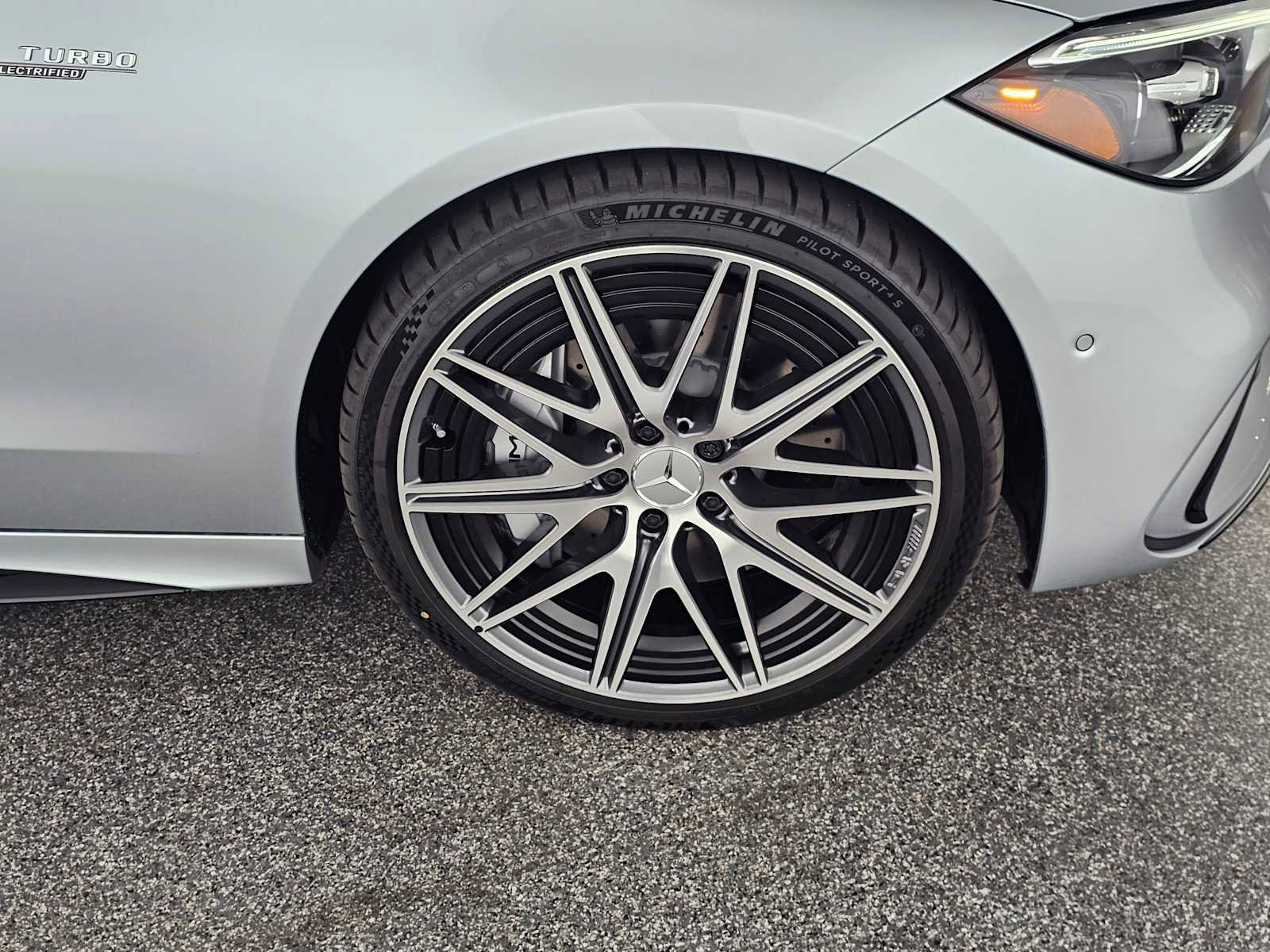 New 2026 Mercedes-Benz C 43 AMG 4MATIC Sedan image 9