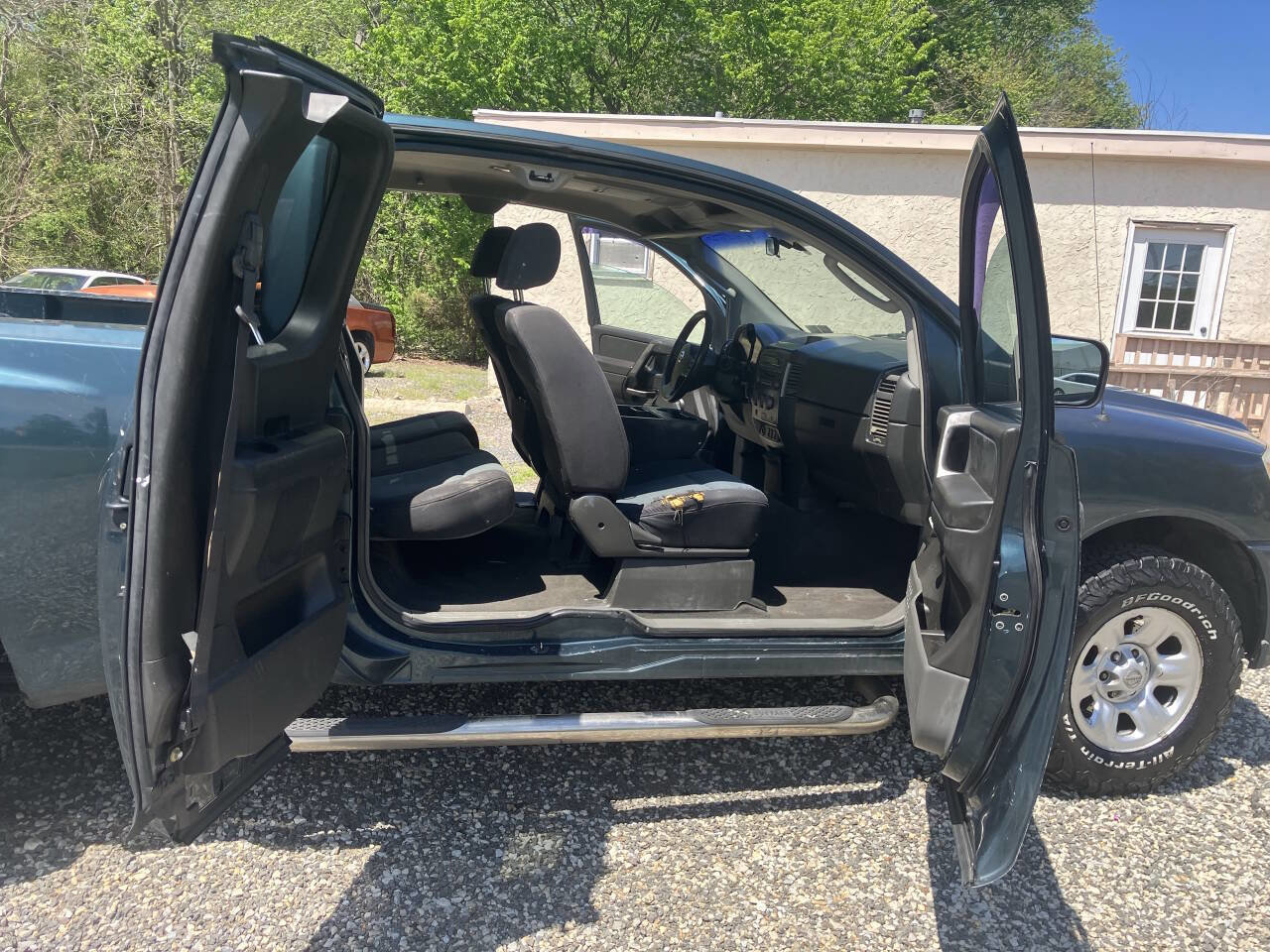 Used 2005 Nissan Titan XE AWD/4WD image 23