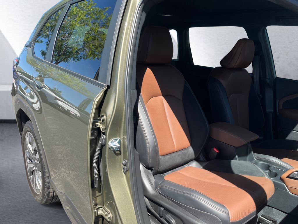 Used 2025 Subaru Forester Touring w/ Touring Package image 14