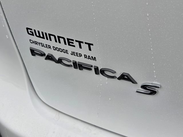New 2027 Chrysler Pacifica Limited w/ S Appearance Package FWD image 35