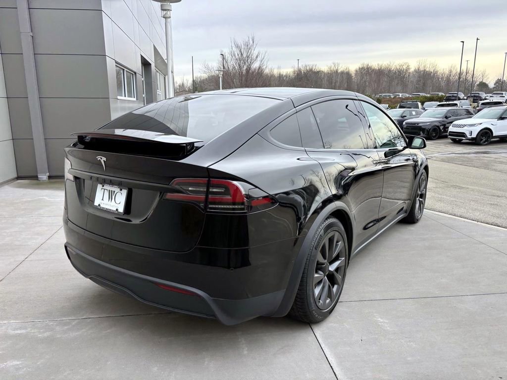 Used 2022 Tesla Model X image 7