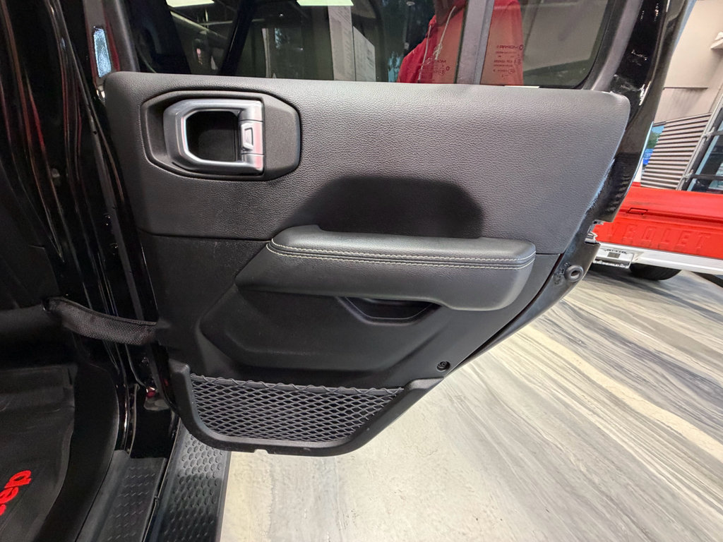 Used 2022 Jeep Wrangler Unlimited Sahara w/ Cold Weather Group AWD/4WD image 48