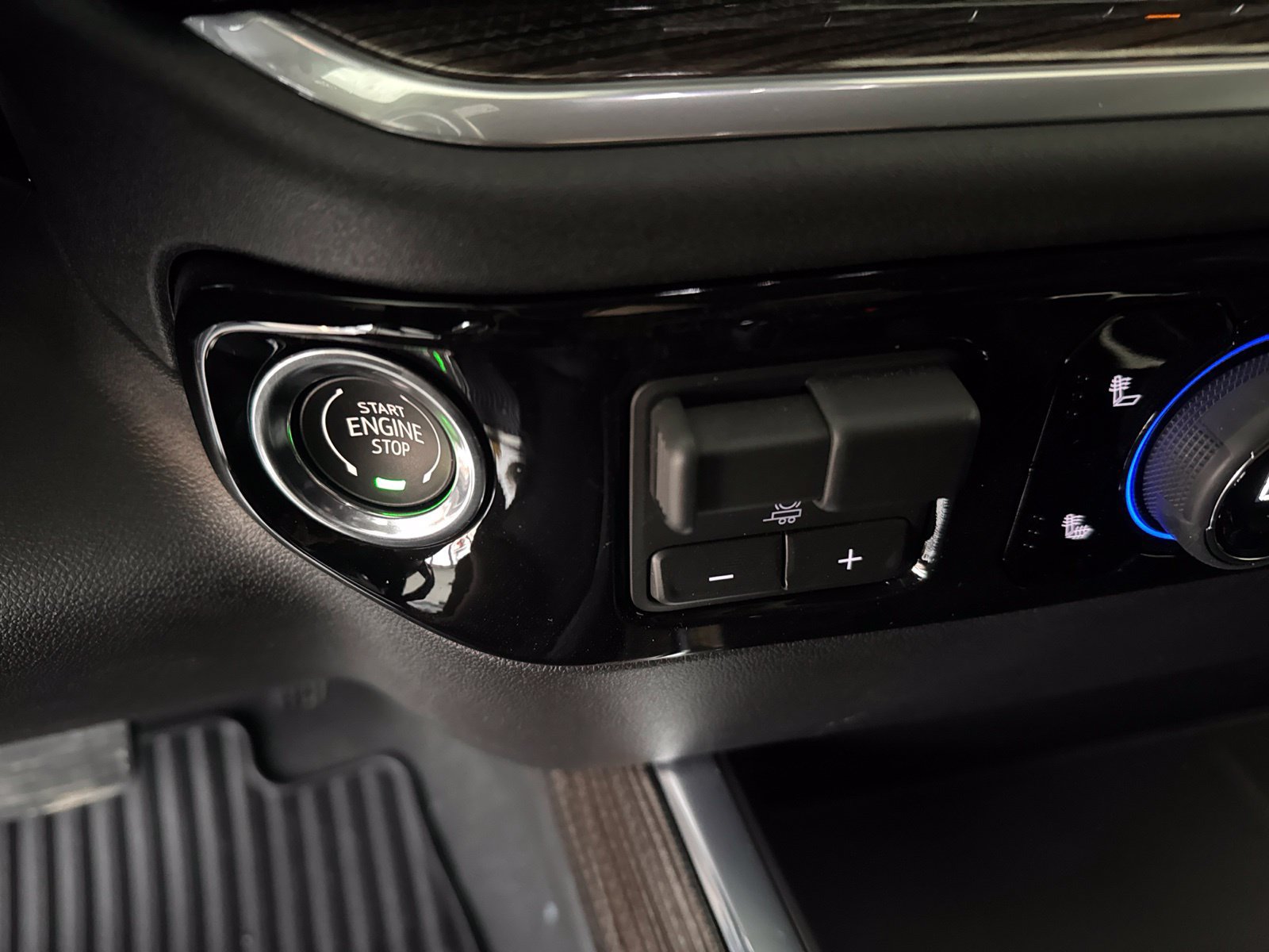 New 2026 Chevrolet Silverado 1500 LT w/ All Star Edition Plus AWD/4WD image 25