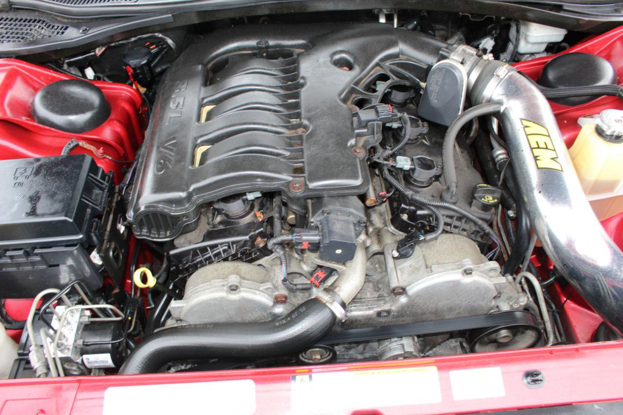 Used 2010 Dodge Challenger SE RWD image 22