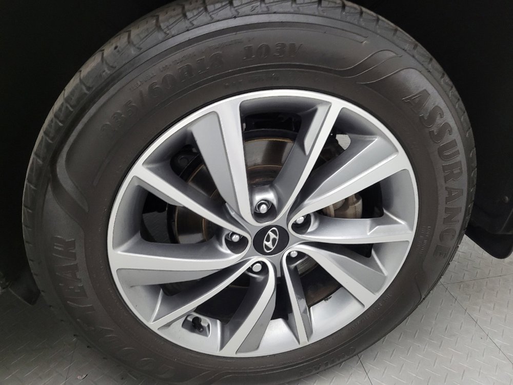 Used 2020 Hyundai Santa Fe SEL w/ Convenience Package image 31