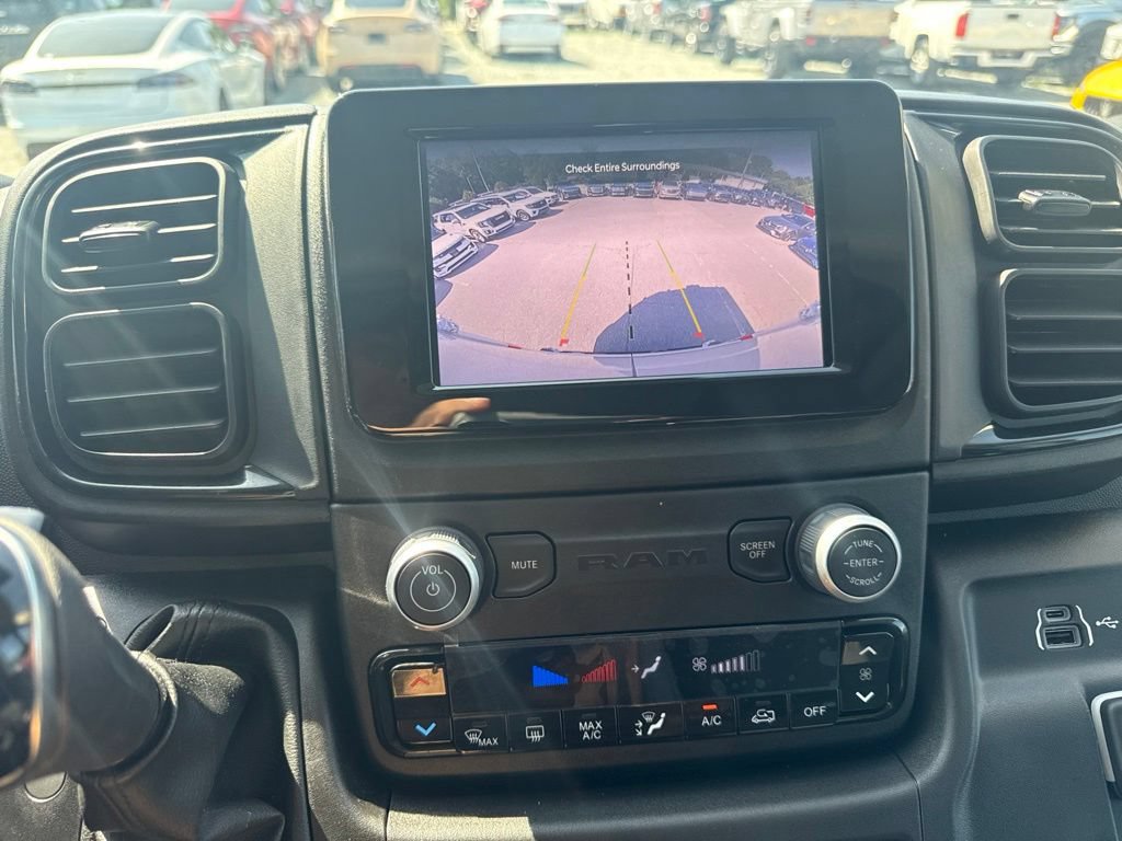 Used 2025 RAM ProMaster 2500 w/ Convenience Group FWD image 14