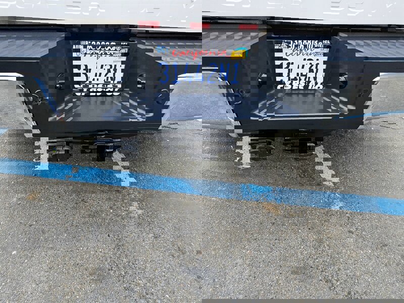 Used 2013 Ford F450 Lariat w/ Lariat Ultimate Pkg image 5