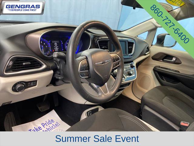 Certified 2022 Chrysler Voyager LX FWD image 10
