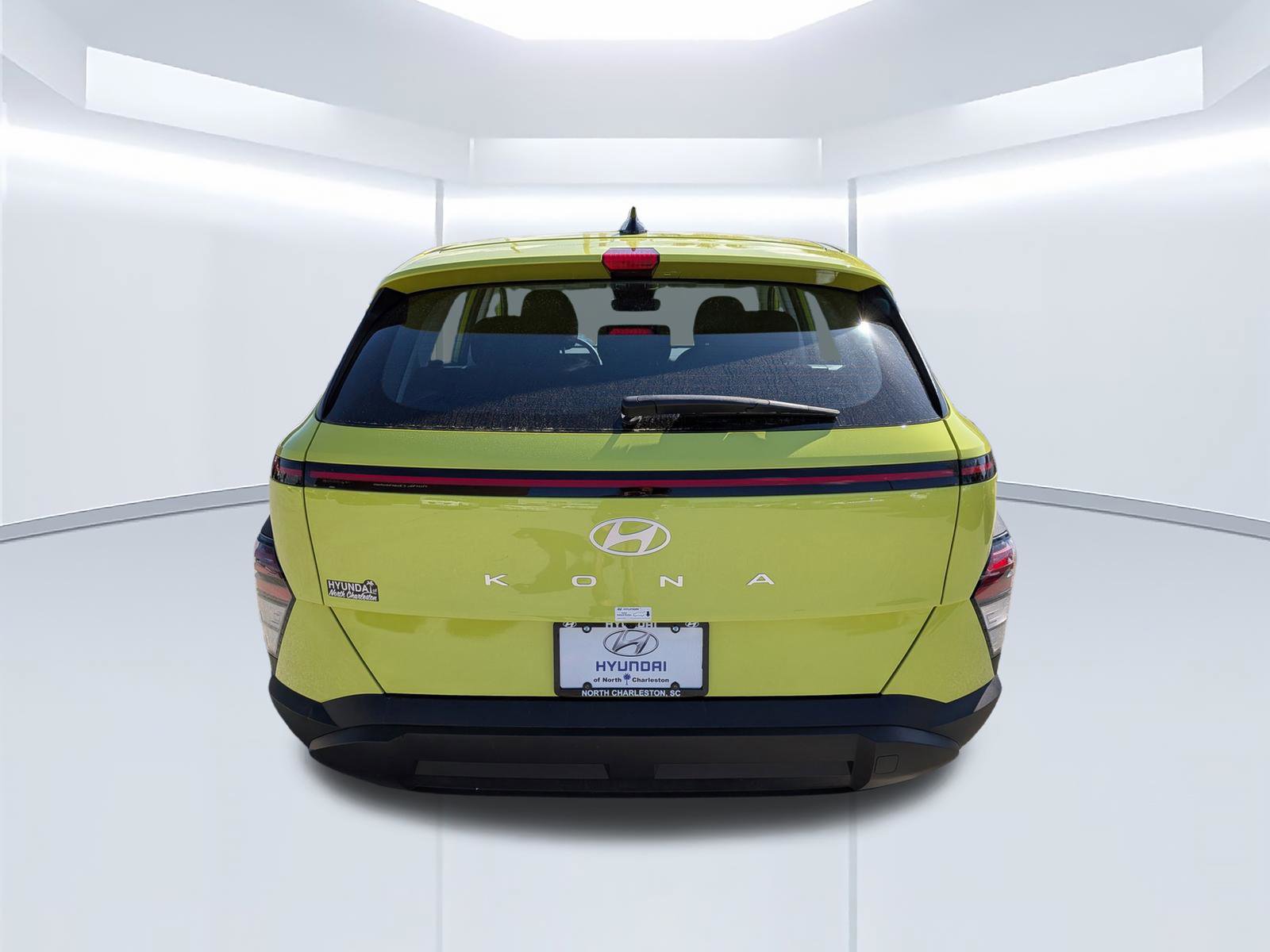 Certified 2025 Hyundai Kona SE image 5