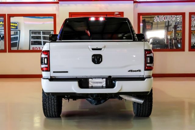 Used 2021 RAM 2500 Big Horn w/ Night Edition AWD/4WD image 11