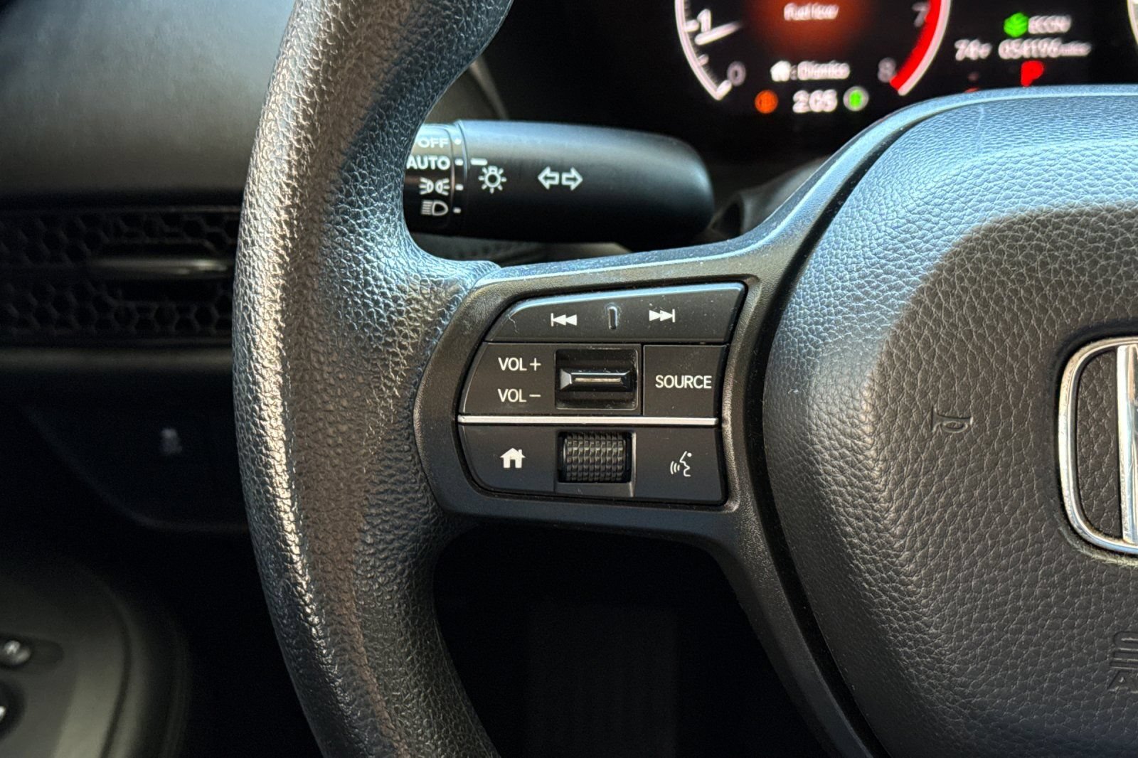 Used 2024 Honda HR-V LX image 33