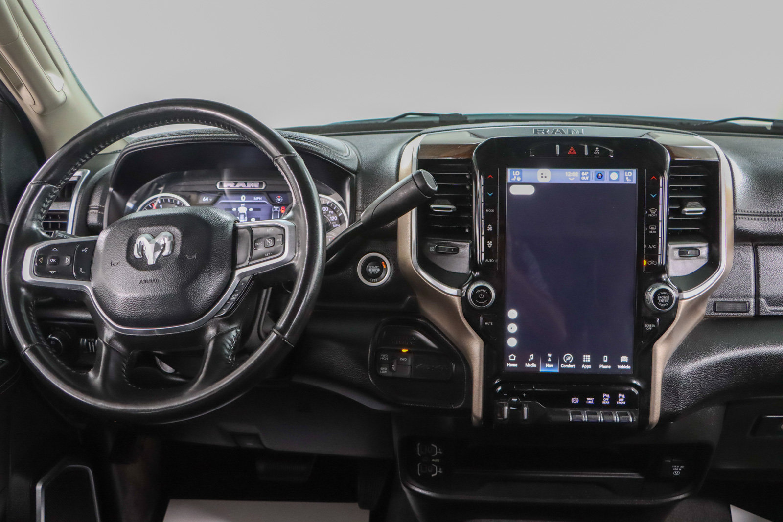 Used 2024 RAM 2500 Laramie AWD/4WD image 17