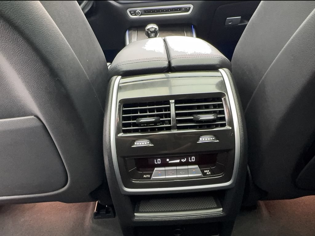 Used 2022 BMW X5 sDrive40i w/ Premium Package RWD image 40
