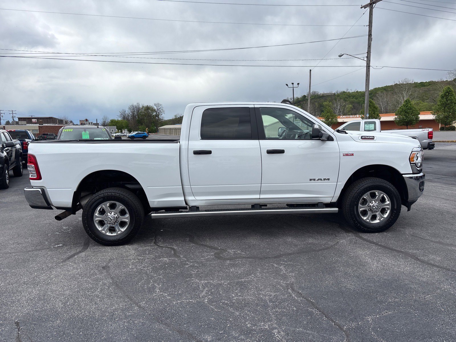 Used 2022 RAM 2500 Big Horn w/ Level A Equipment Group AWD/4WD image 8