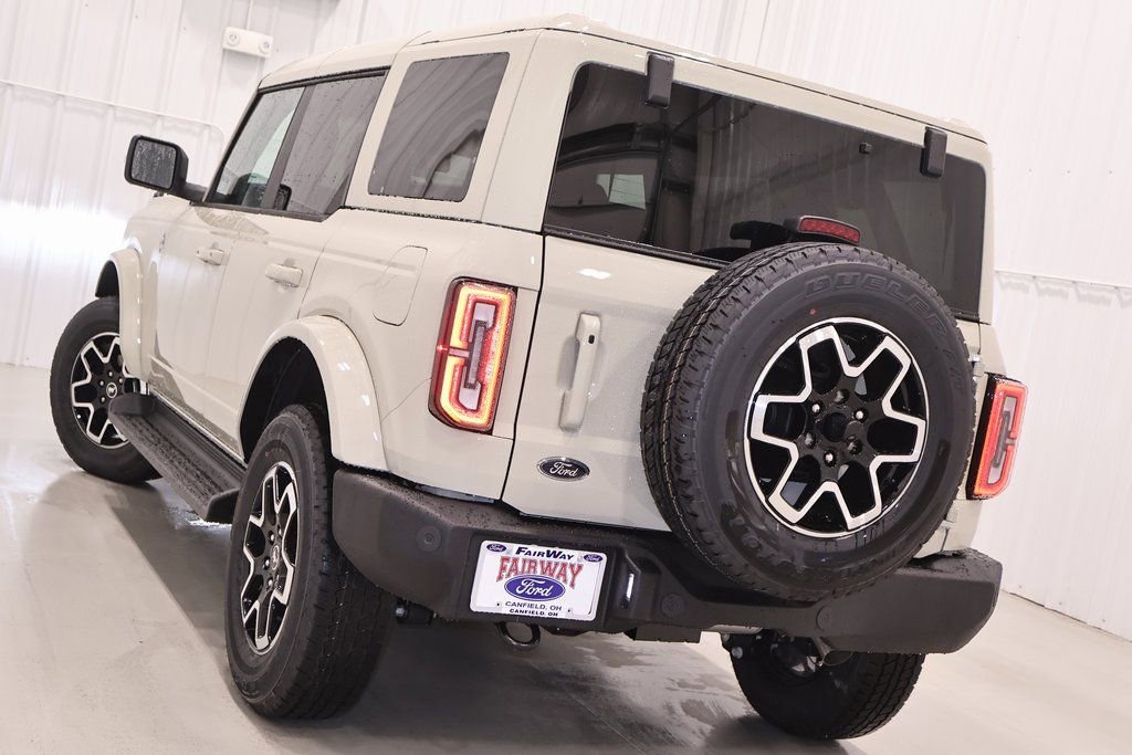 New 2025 Ford Bronco Outer Banks image 30