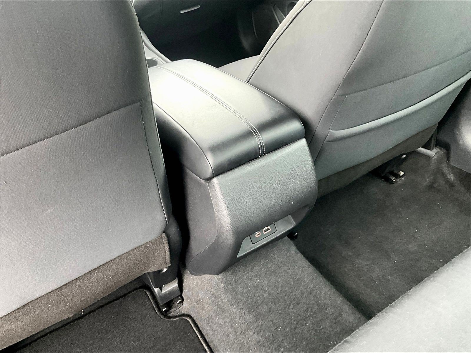 Used 2025 Nissan Altima 2.5 SV FWD image 10