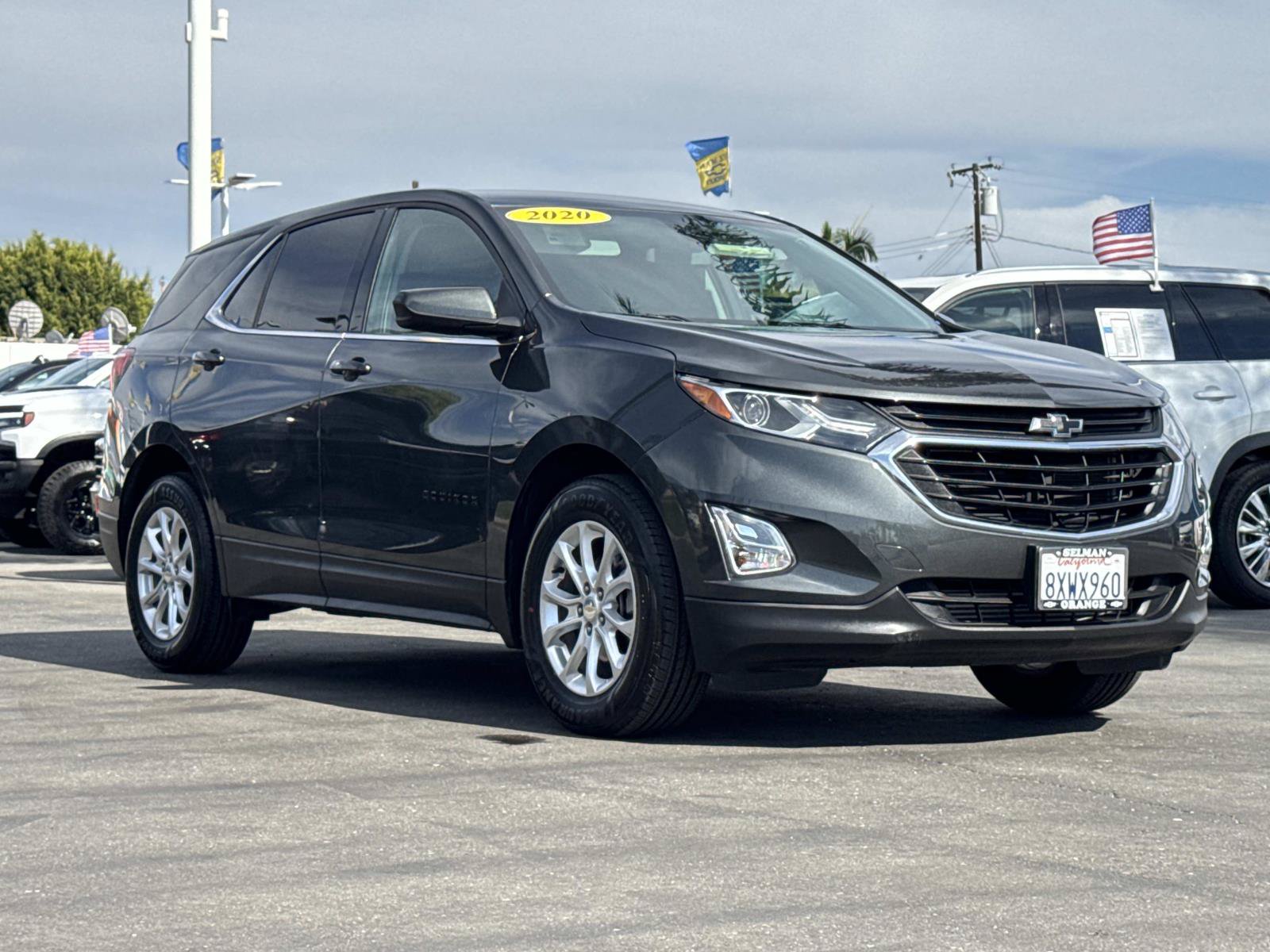 Used 2020 Chevrolet Equinox LT FWD image 3