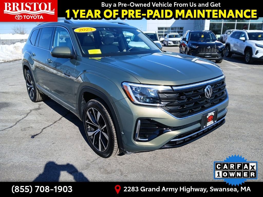 Used 2025 Volkswagen Atlas SEL Premium R-Line image 1