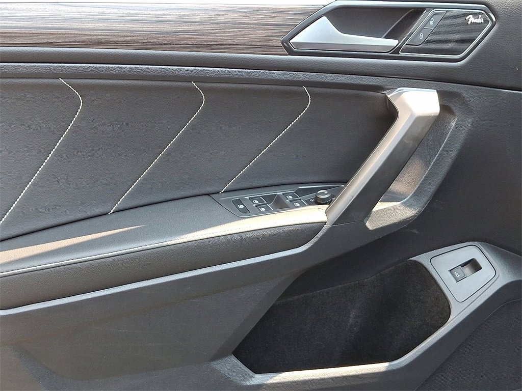 Used 2022 Volkswagen Tiguan SEL R-Line image 13