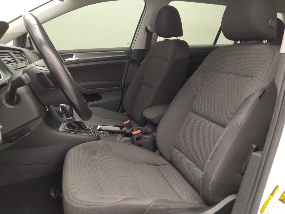 Used 2018 Volkswagen Golf S AWD/4WD image 17