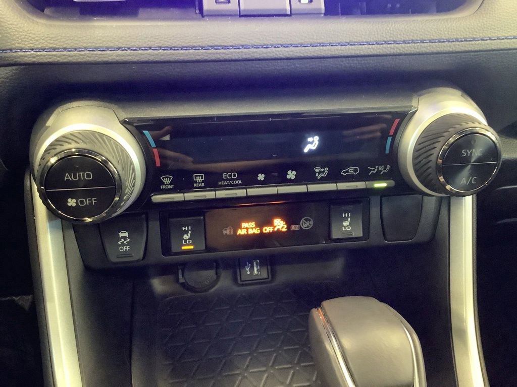 Used 2024 Toyota RAV4 XSE w/ Weather Package AWD/4WD image 30