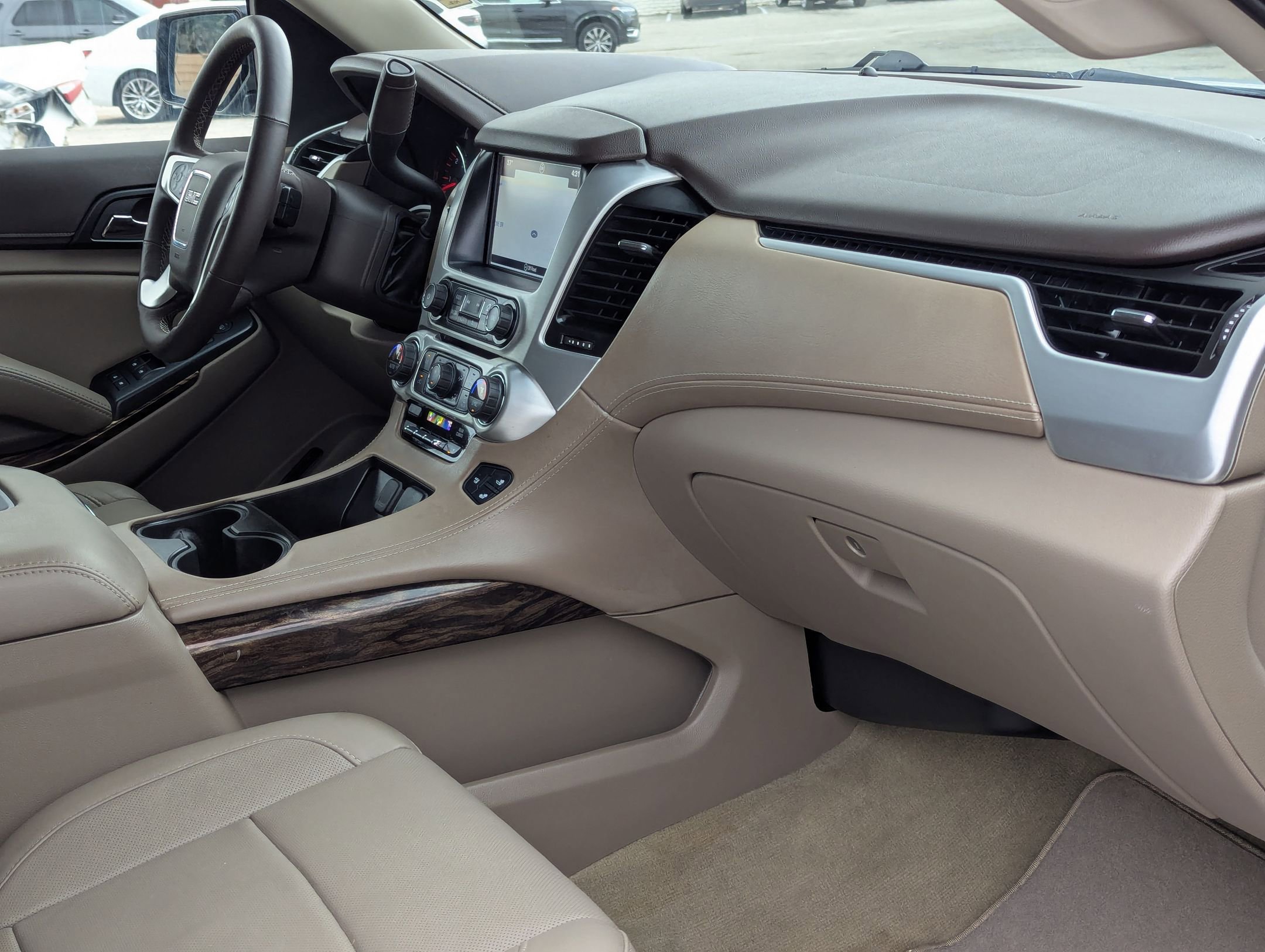 Used 2016 GMC Yukon SLT w/ Open Road Package image 30